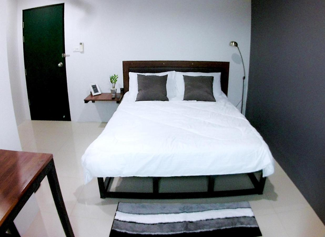 The Room Apartment Сураттхани Экстерьер фото