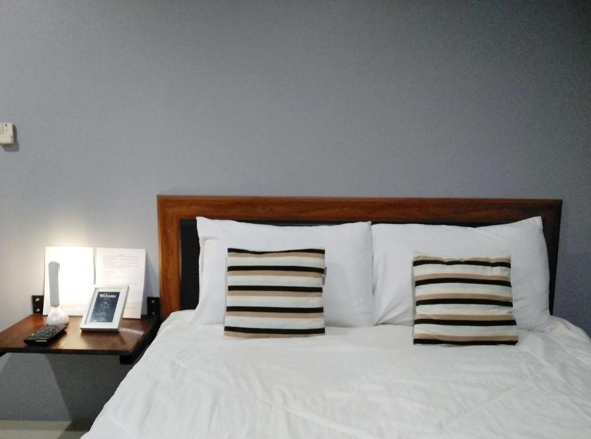 The Room Apartment Сураттхани Экстерьер фото
