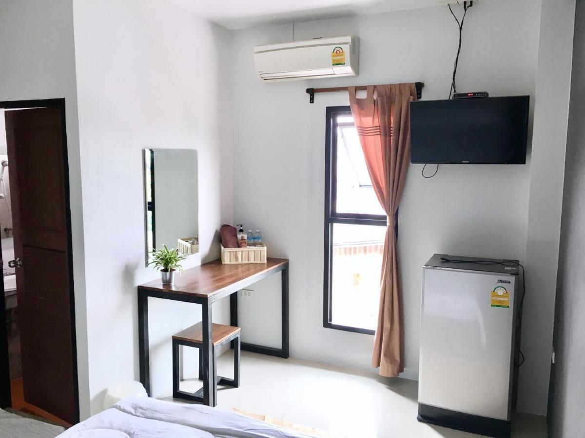 The Room Apartment Сураттхани Экстерьер фото